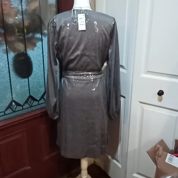 NEW INC Wrap Like Sequin Dress EveninG Wedding Night Out Plunging Neckline Sz L - Picture 3 of 6